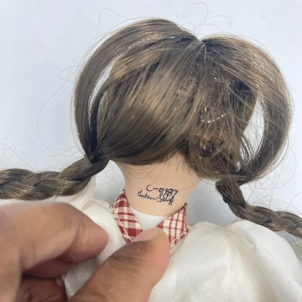 Vintage Doll gustave j. Worff dolls C-0187 2002 Signed